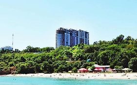 Apart Hotel Greenwood Near Sea